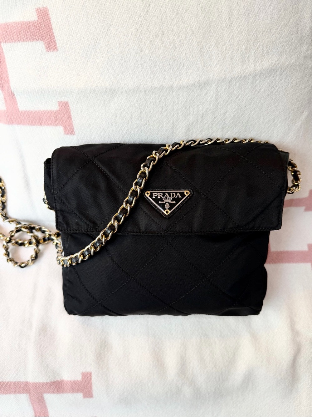 Prada⭐️Black Quilted Gold Chain Shoulder Bag! RARE! ⭐️Always Open to offers! - Picture 3 of 16